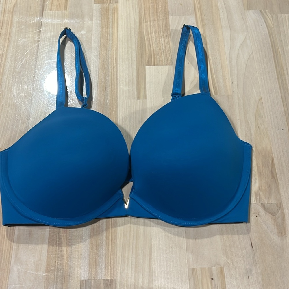 Victoria’s Secret bra push-up bra Teal Underwire Bra 32 DD‎